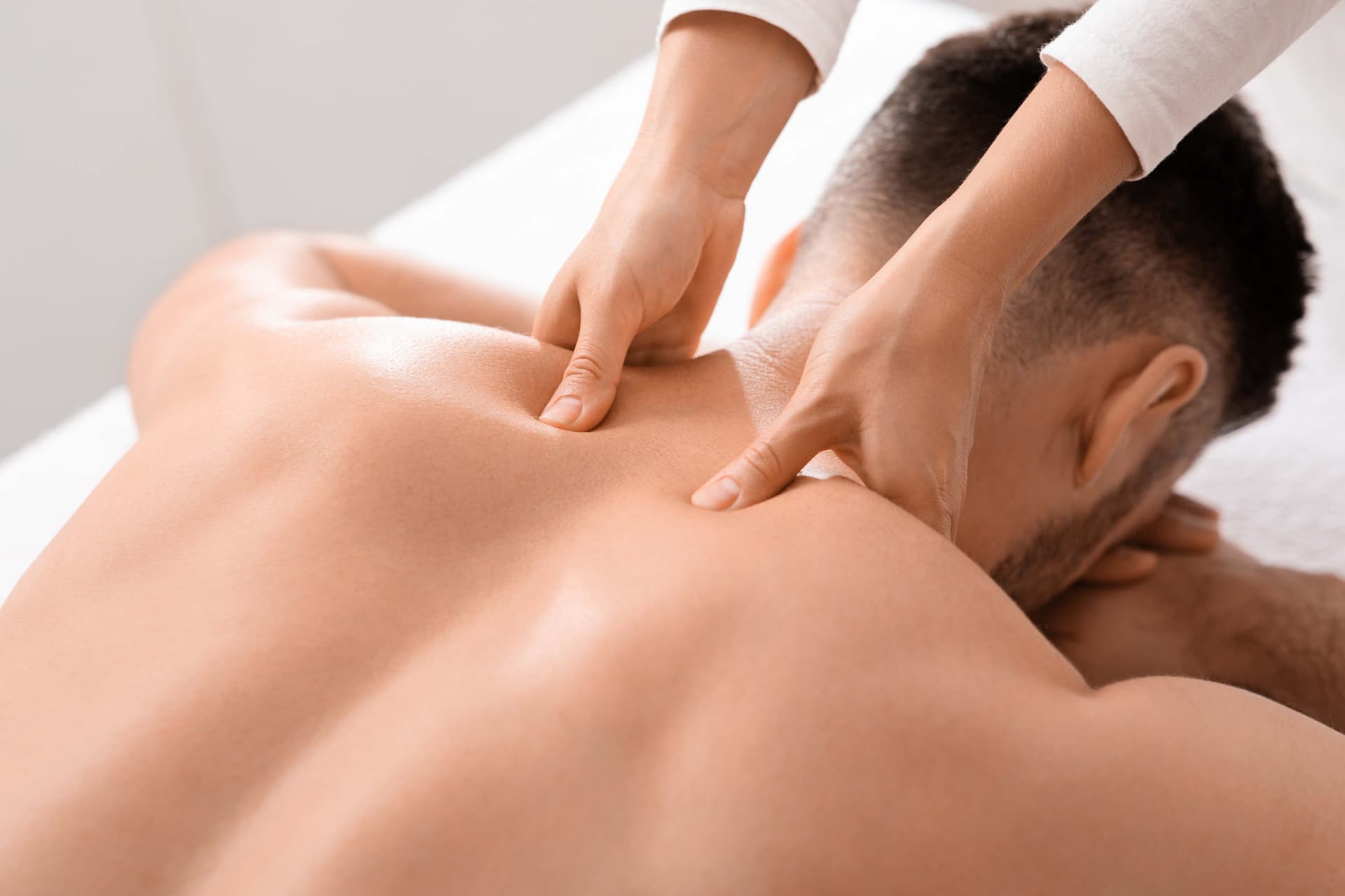 Entspannung pur: erotische Massagen mit Primus Relax Massagen genießen