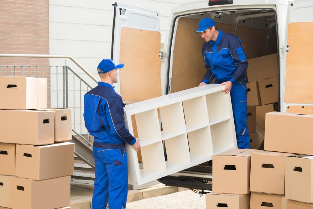 Privatumzug und Entrümpelung: Wie Sie richtig Platz schaffen