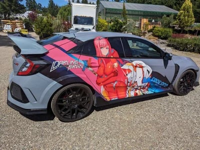 Toyota MR2 – Die perfekte Leinwand für Anime-Kunst