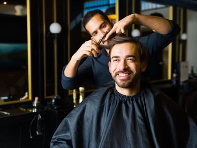 Jetzt Ihre perfekte Einrichtung für Friseursalon konfigurieren