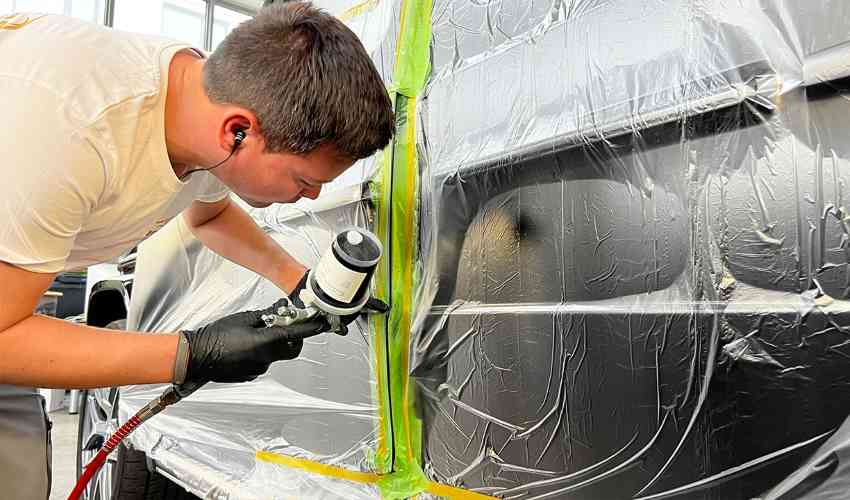 Smart Repair München Bietet Professionelle Smart Repair in München für Effiziente Lack- und Dellenreparaturen